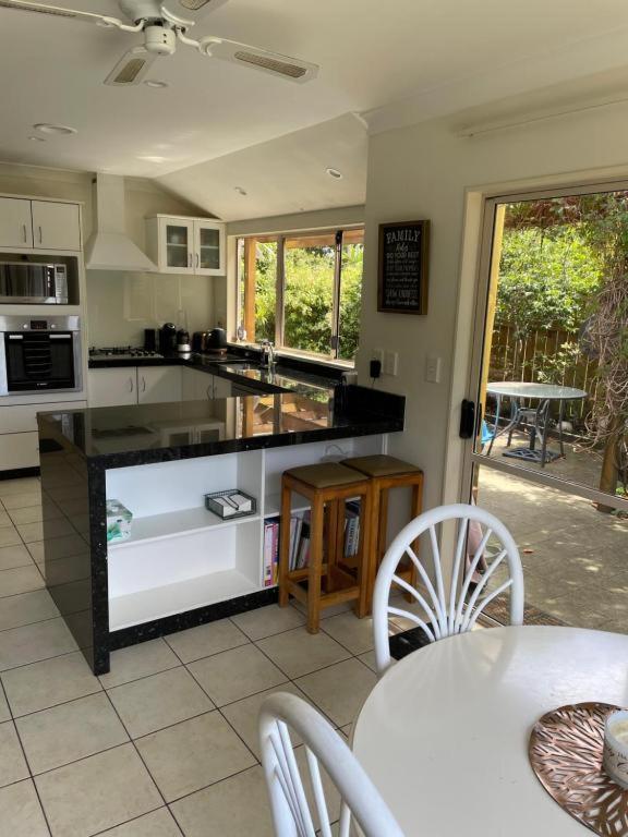 Spacious Home Paraparaumu Ngoại thất bức ảnh